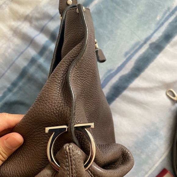 Authentic Salvatorre Ferragamo Bag - Picture 4 of 16